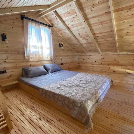 Gunesinevi Sakura Suites *